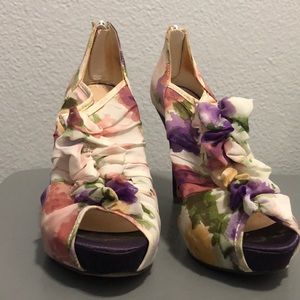 Jacqueline Ferrar stiletto shootie with zip back